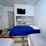 Habitacion Multiple Cerca De Aeropuerto